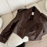 کراپ کت چرم